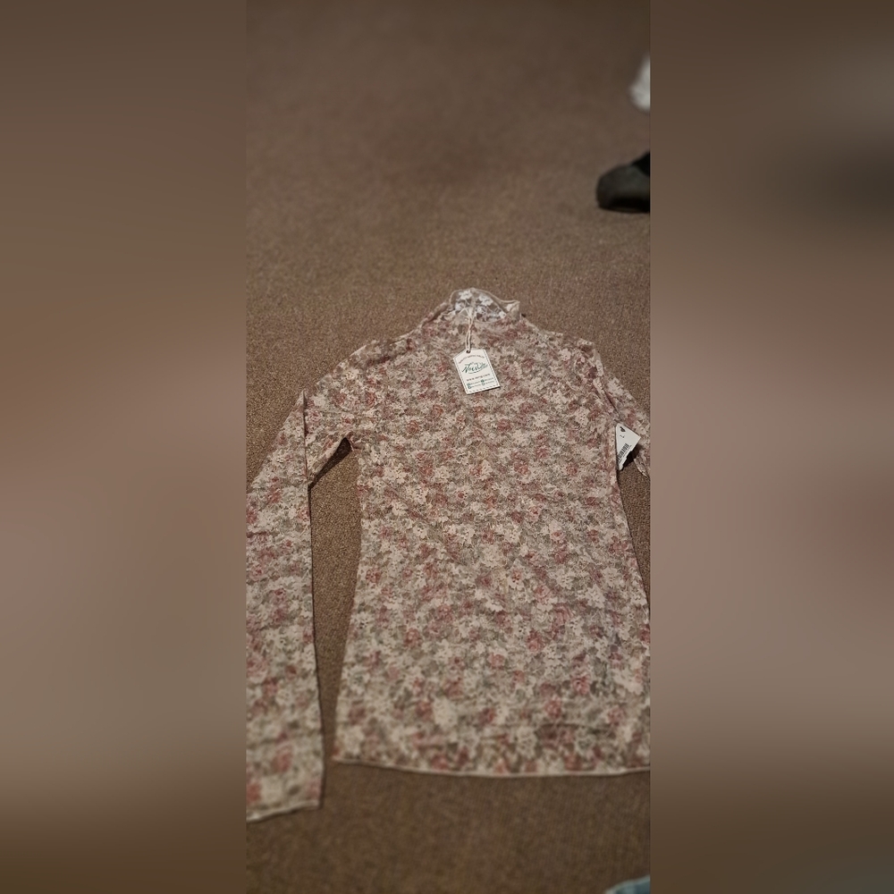 NWT Lace Shirt Boutique